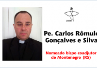 c 200 140 16777215 20490 Saudacao Padre Carlos Romulo